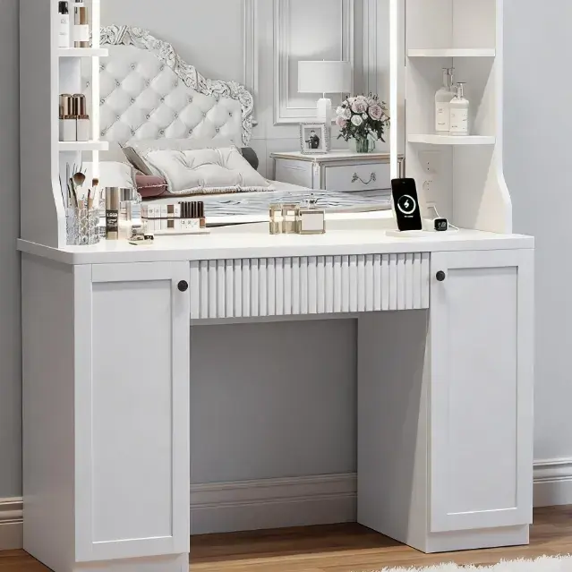 MODERN WOODEN DRESSING TABLE WITH LIGHT-UP MIRRORS_3.webp